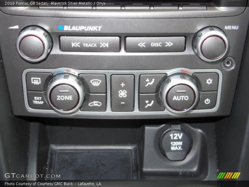 Controls of 2009 G8 Sedan