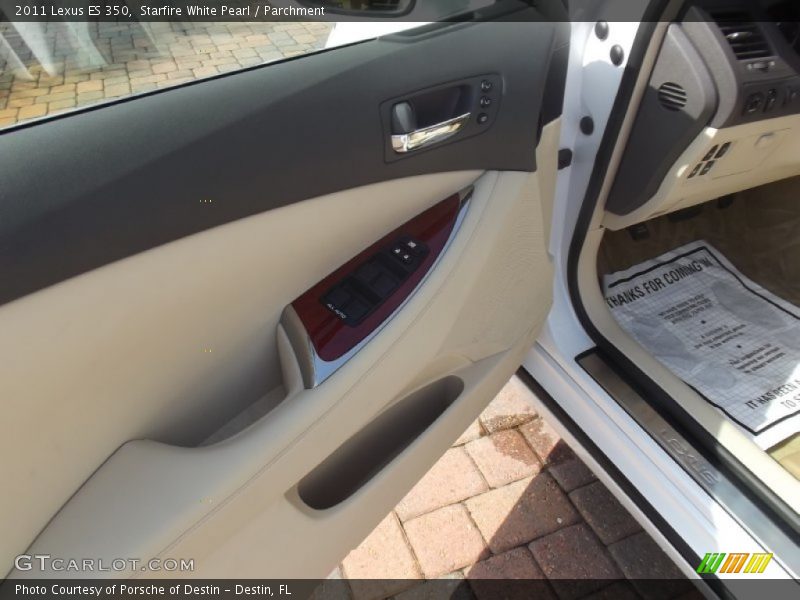 Starfire White Pearl / Parchment 2011 Lexus ES 350