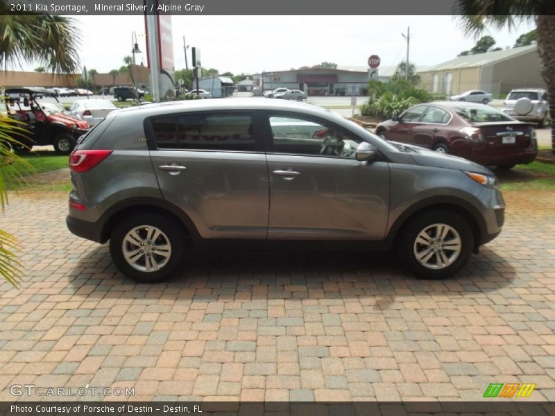 Mineral Silver / Alpine Gray 2011 Kia Sportage