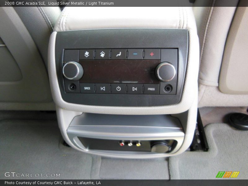 Liquid Silver Metallic / Light Titanium 2008 GMC Acadia SLE