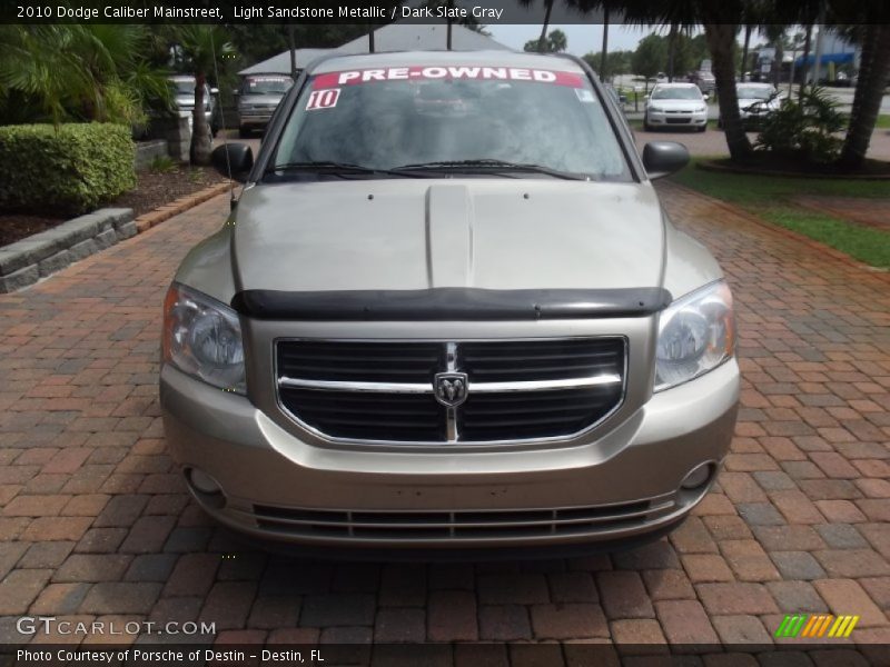 Light Sandstone Metallic / Dark Slate Gray 2010 Dodge Caliber Mainstreet