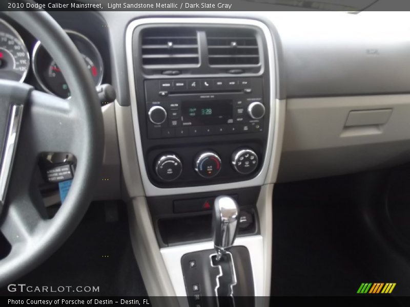 Light Sandstone Metallic / Dark Slate Gray 2010 Dodge Caliber Mainstreet