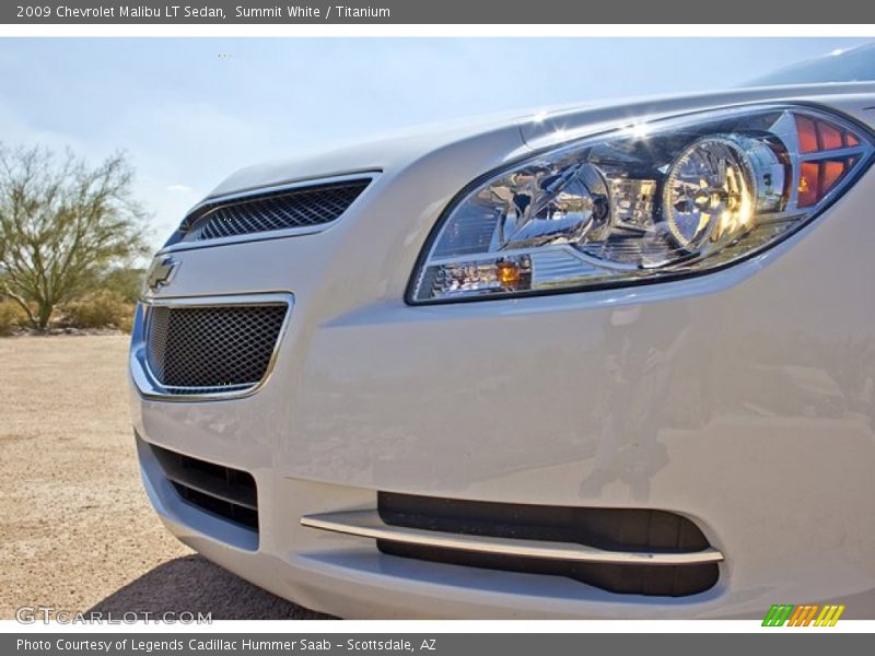 Summit White / Titanium 2009 Chevrolet Malibu LT Sedan