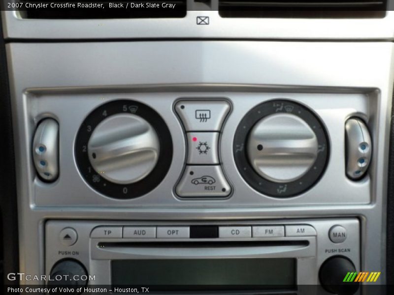 Controls of 2007 Crossfire Roadster