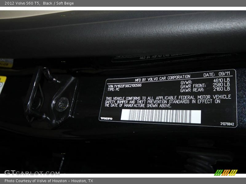Black / Soft Beige 2012 Volvo S60 T5