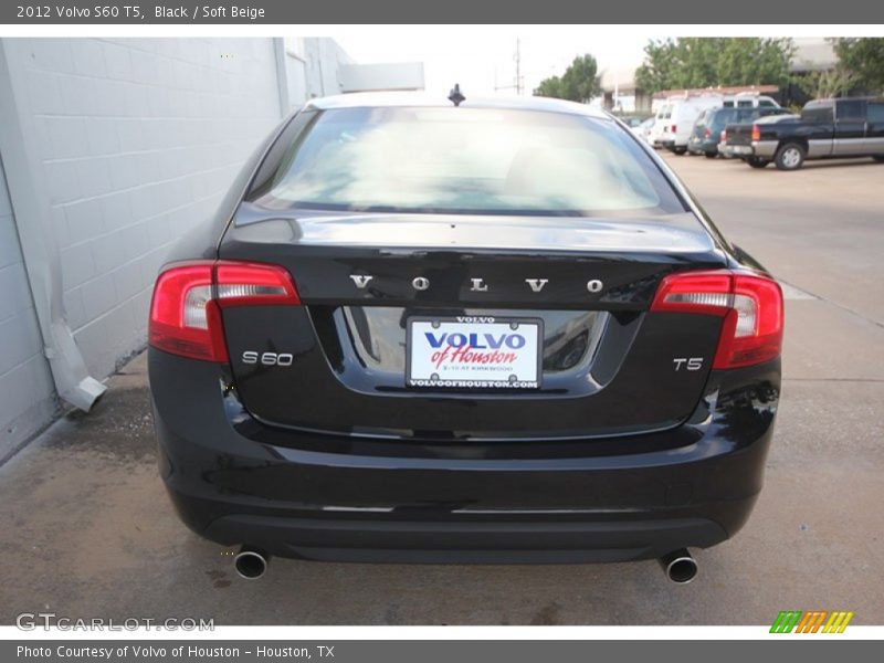 Black / Soft Beige 2012 Volvo S60 T5