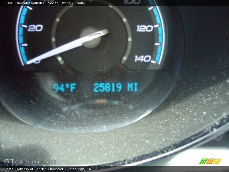 White / Ebony 2008 Chevrolet Malibu LT Sedan