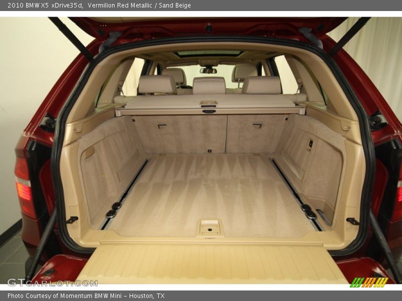  2010 X5 xDrive35d Trunk