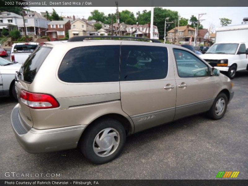 Desert Sand Mica / Oak 2002 Toyota Sienna LE