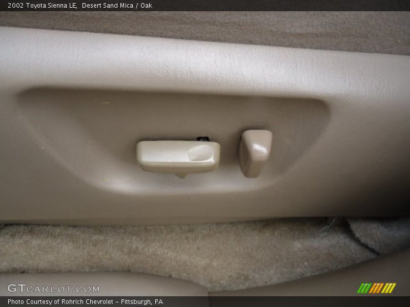 Desert Sand Mica / Oak 2002 Toyota Sienna LE