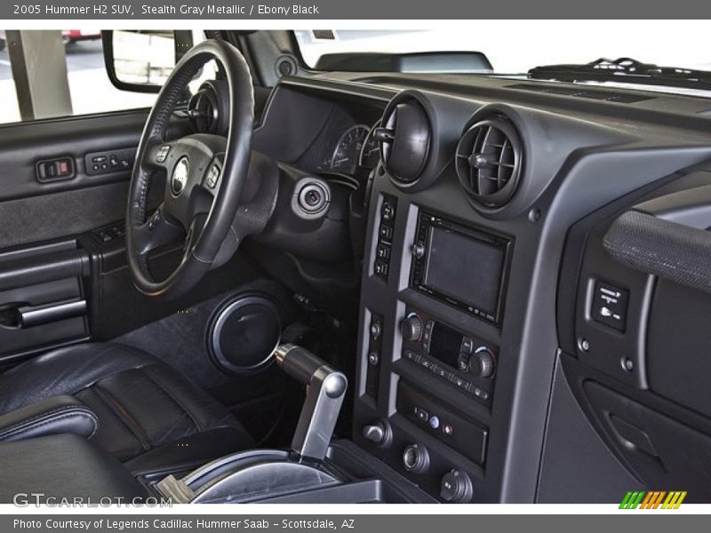 Controls of 2005 H2 SUV