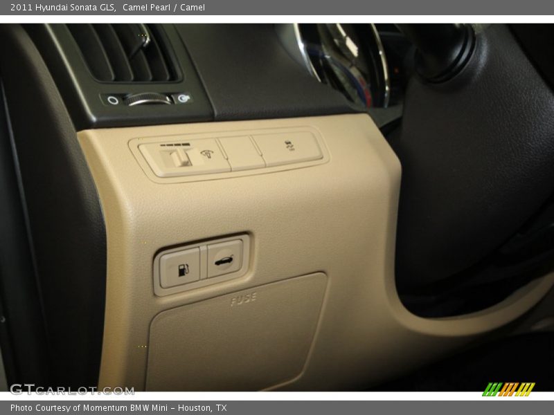 Camel Pearl / Camel 2011 Hyundai Sonata GLS