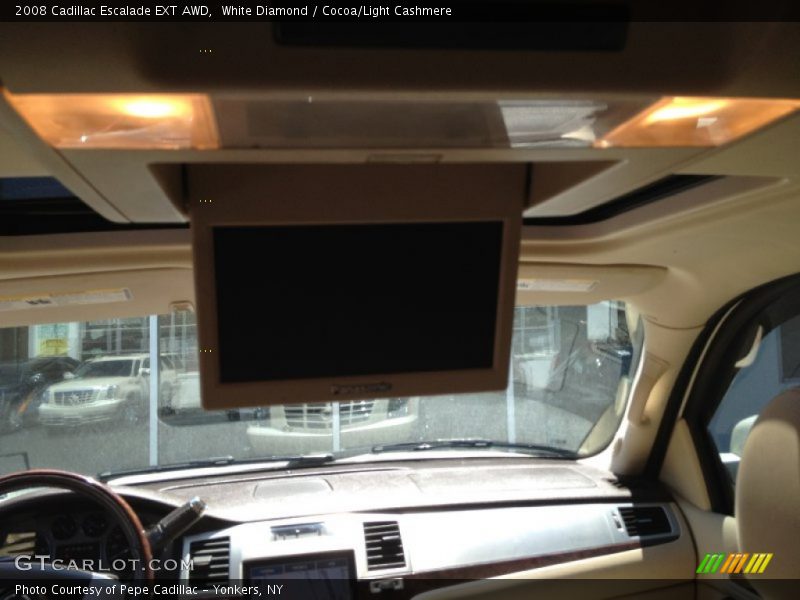 White Diamond / Cocoa/Light Cashmere 2008 Cadillac Escalade EXT AWD