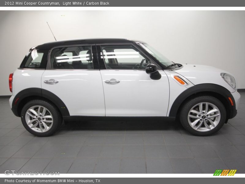 Light White / Carbon Black 2012 Mini Cooper Countryman