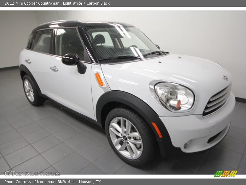 Light White / Carbon Black 2012 Mini Cooper Countryman