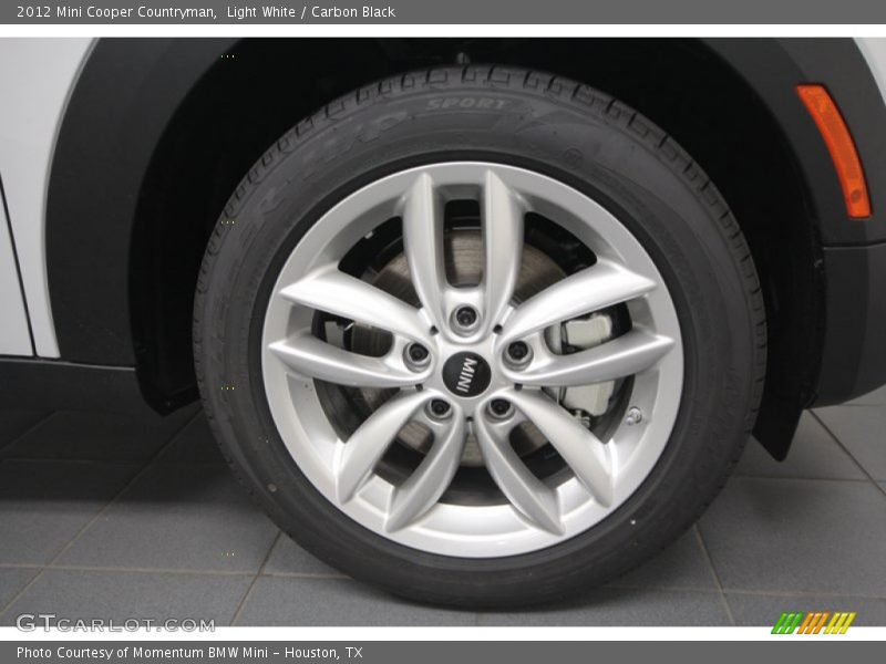 Light White / Carbon Black 2012 Mini Cooper Countryman