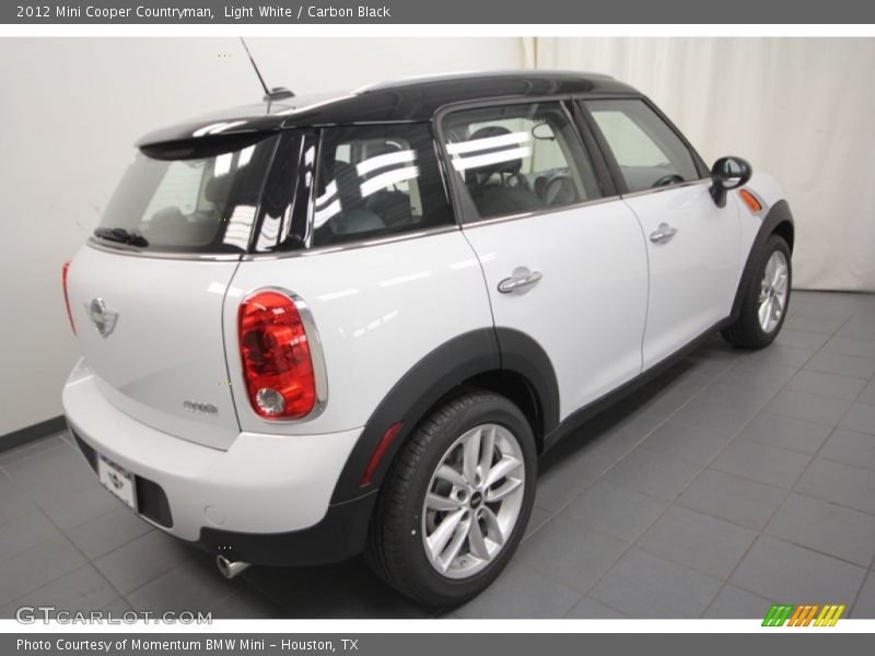 Light White / Carbon Black 2012 Mini Cooper Countryman