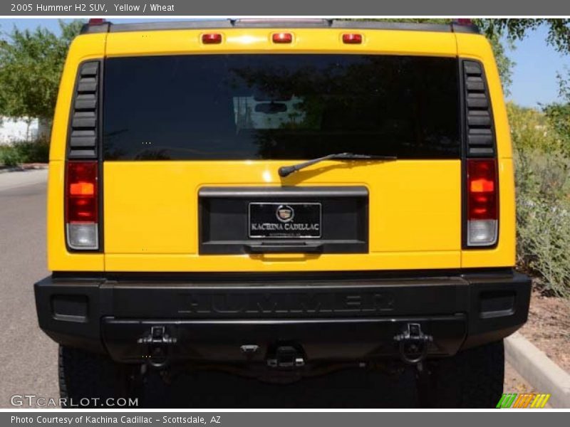 Yellow / Wheat 2005 Hummer H2 SUV