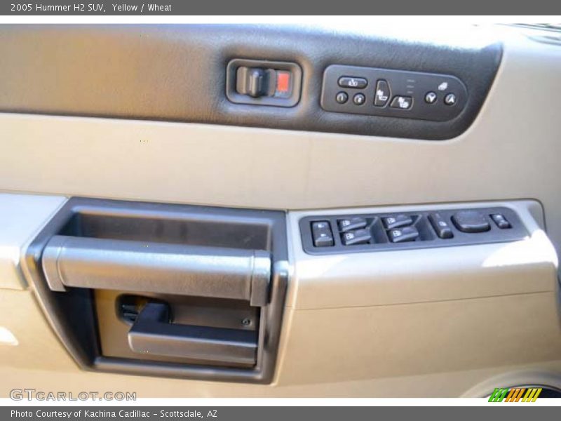 Controls of 2005 H2 SUV