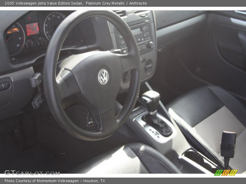 Platinum Grey Metallic / Anthracite 2005 Volkswagen Jetta Value Edition Sedan