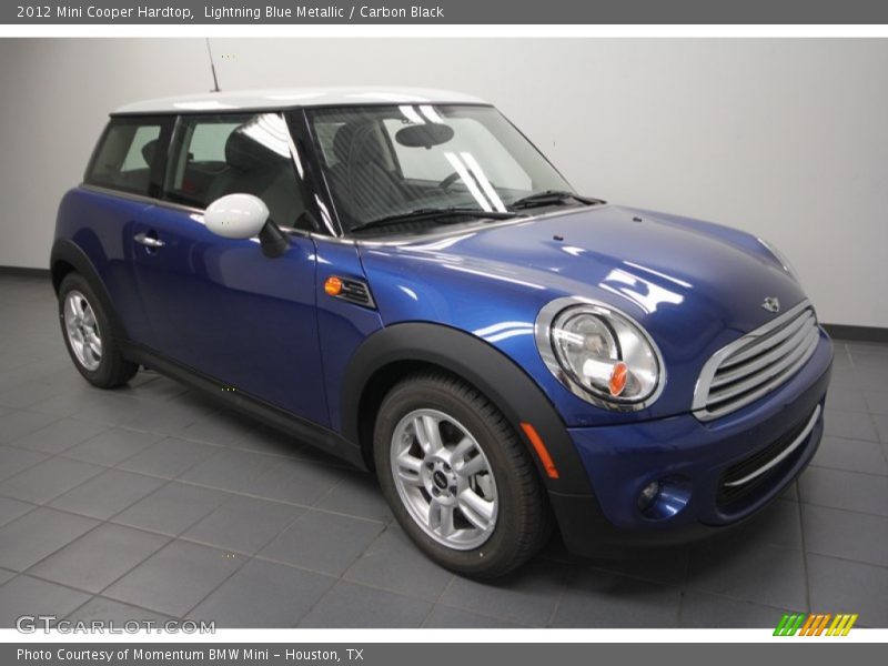 Front 3/4 View of 2012 Cooper Hardtop