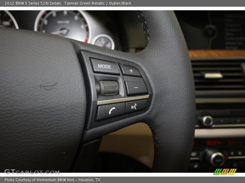 Controls of 2012 5 Series 528i Sedan