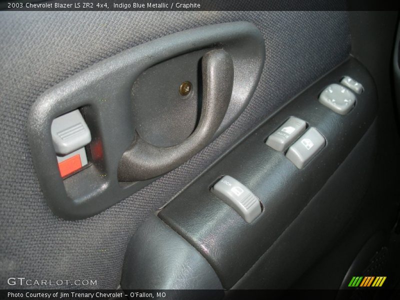Controls of 2003 Blazer LS ZR2 4x4