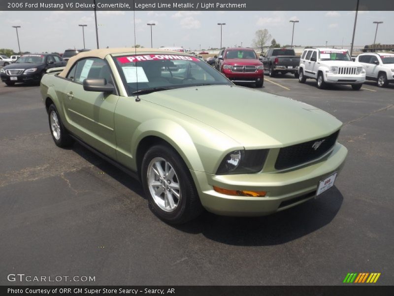Front 3/4 View of 2006 Mustang V6 Deluxe Convertible