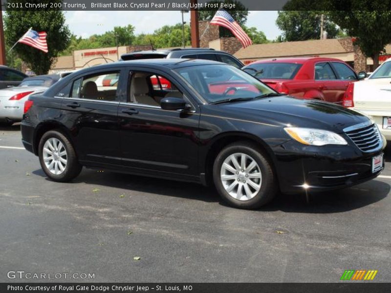 Brilliant Black Crystal Pearl / Black/Light Frost Beige 2011 Chrysler 200 Touring