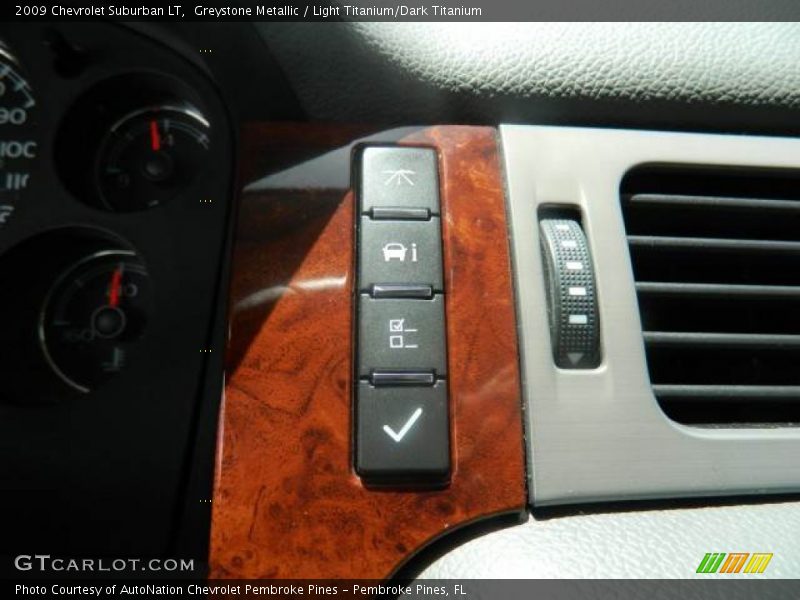 Greystone Metallic / Light Titanium/Dark Titanium 2009 Chevrolet Suburban LT