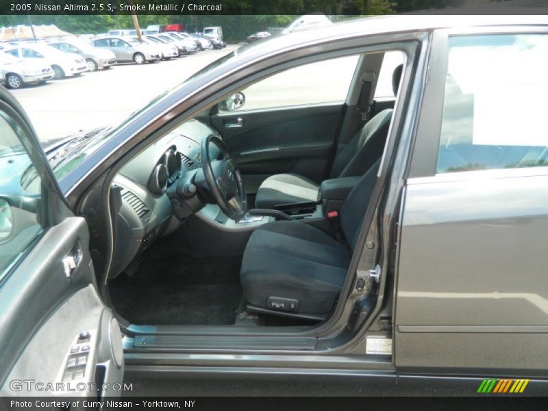 Smoke Metallic / Charcoal 2005 Nissan Altima 2.5 S