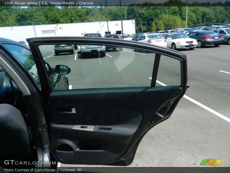 Smoke Metallic / Charcoal 2005 Nissan Altima 2.5 S