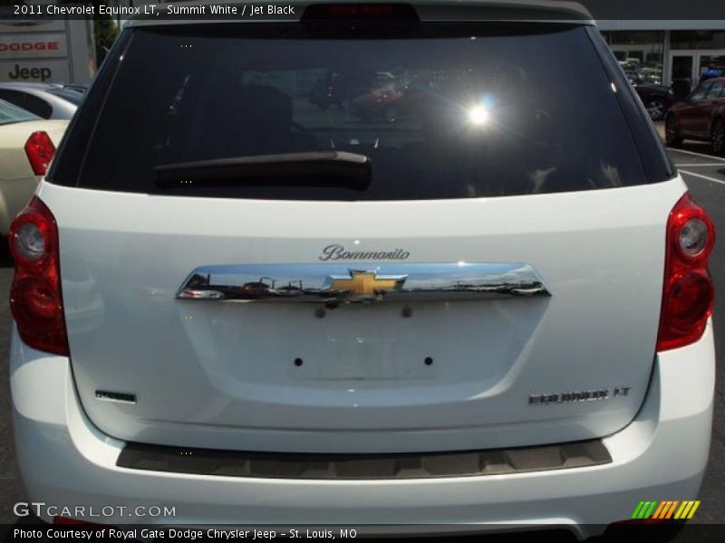 Summit White / Jet Black 2011 Chevrolet Equinox LT
