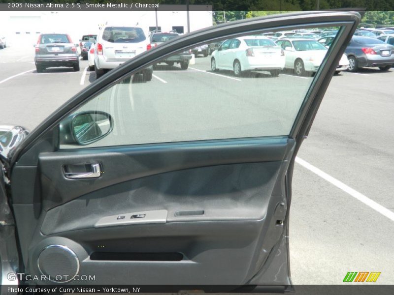 Smoke Metallic / Charcoal 2005 Nissan Altima 2.5 S