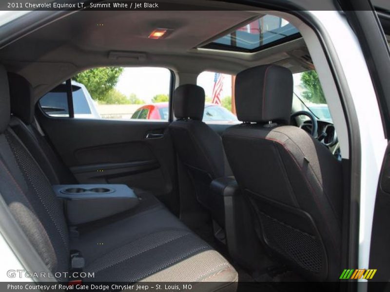Summit White / Jet Black 2011 Chevrolet Equinox LT
