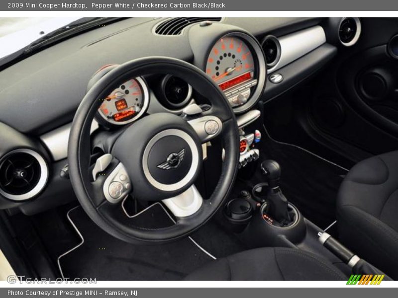 Pepper White / Checkered Carbon Black/Black 2009 Mini Cooper Hardtop