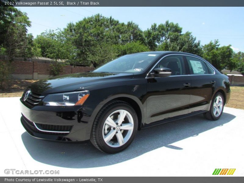 Black / Titan Black 2012 Volkswagen Passat 2.5L SE