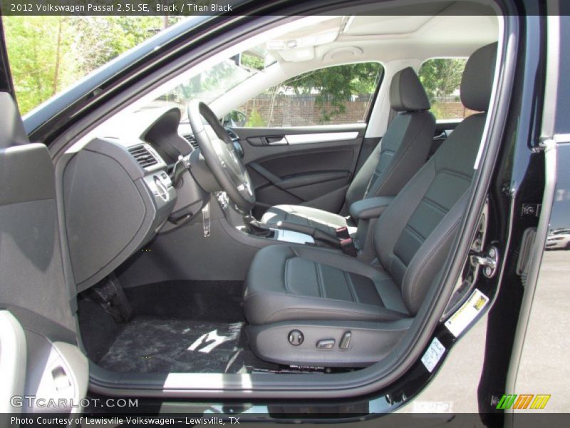 Black / Titan Black 2012 Volkswagen Passat 2.5L SE