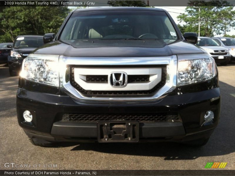 Formal Black / Gray 2009 Honda Pilot Touring 4WD