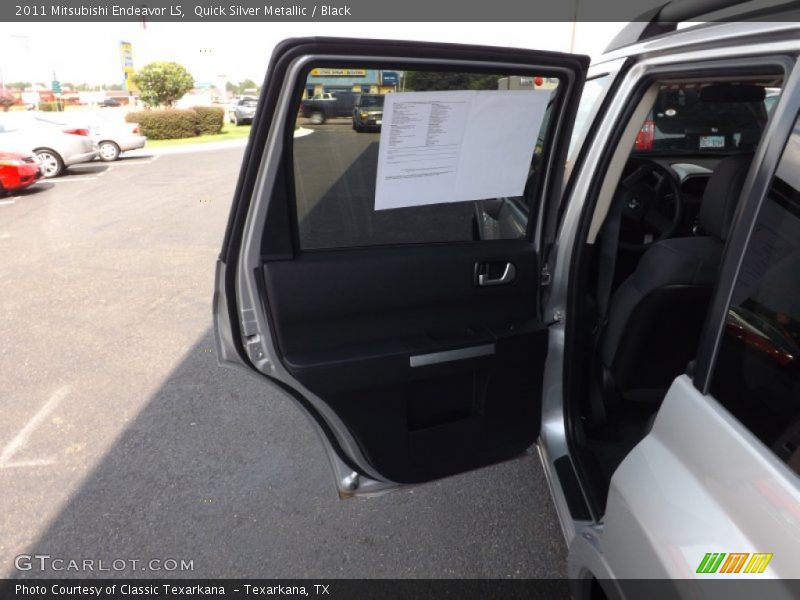 Quick Silver Metallic / Black 2011 Mitsubishi Endeavor LS