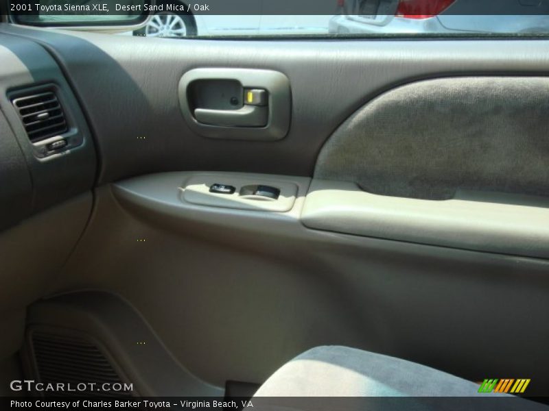 Desert Sand Mica / Oak 2001 Toyota Sienna XLE