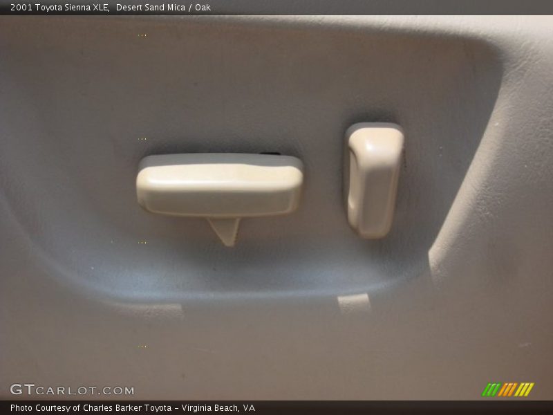 Desert Sand Mica / Oak 2001 Toyota Sienna XLE
