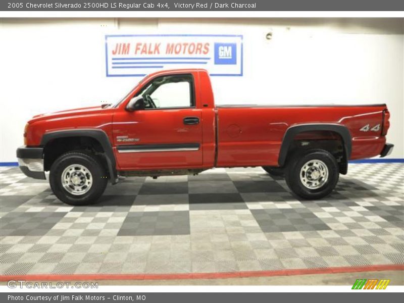 Victory Red / Dark Charcoal 2005 Chevrolet Silverado 2500HD LS Regular Cab 4x4