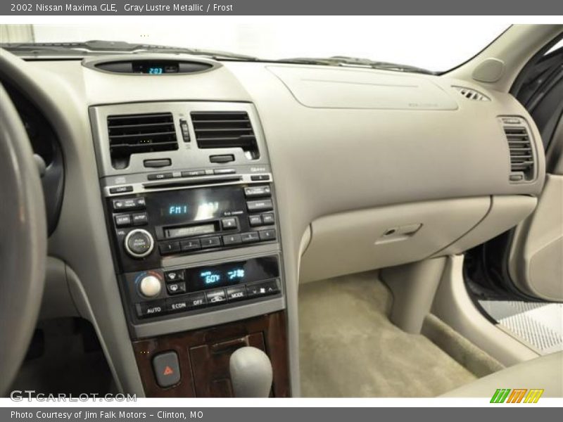 Gray Lustre Metallic / Frost 2002 Nissan Maxima GLE