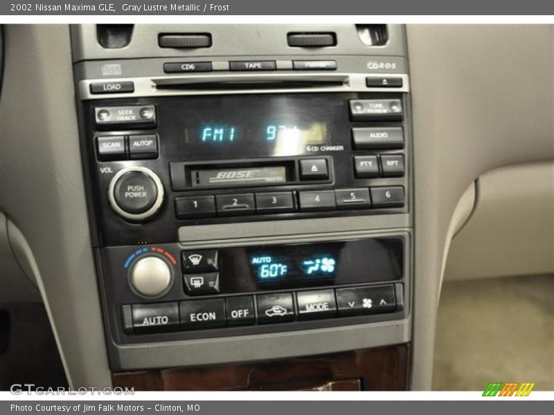 Gray Lustre Metallic / Frost 2002 Nissan Maxima GLE