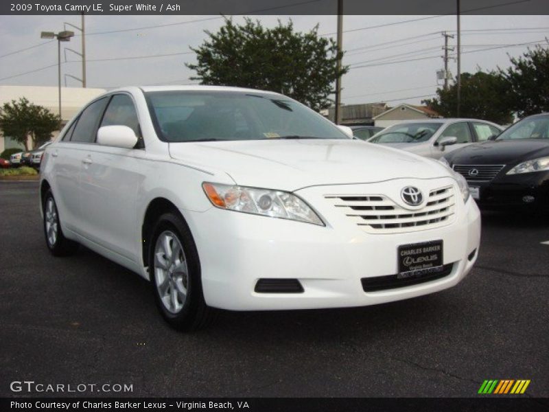 Super White / Ash 2009 Toyota Camry LE