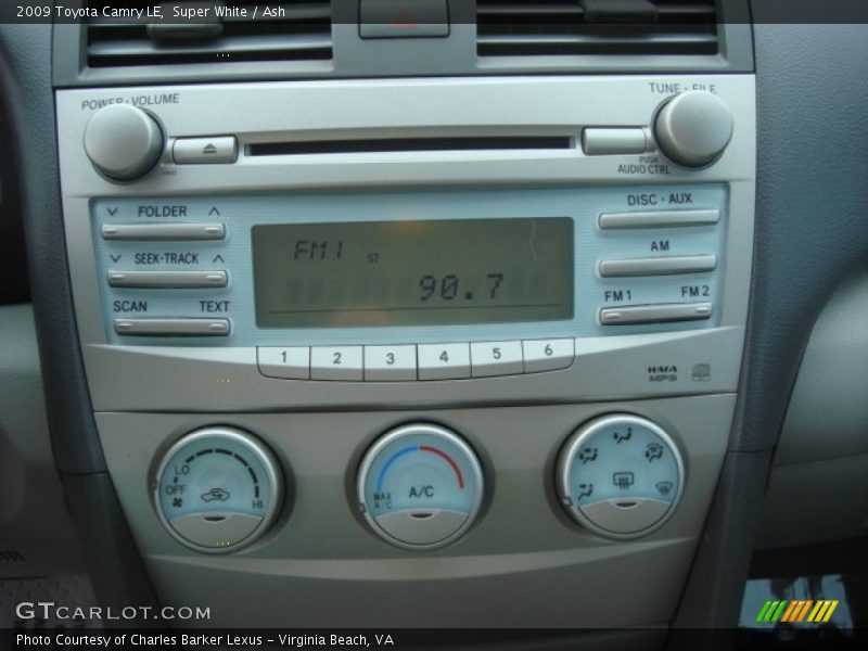 Super White / Ash 2009 Toyota Camry LE