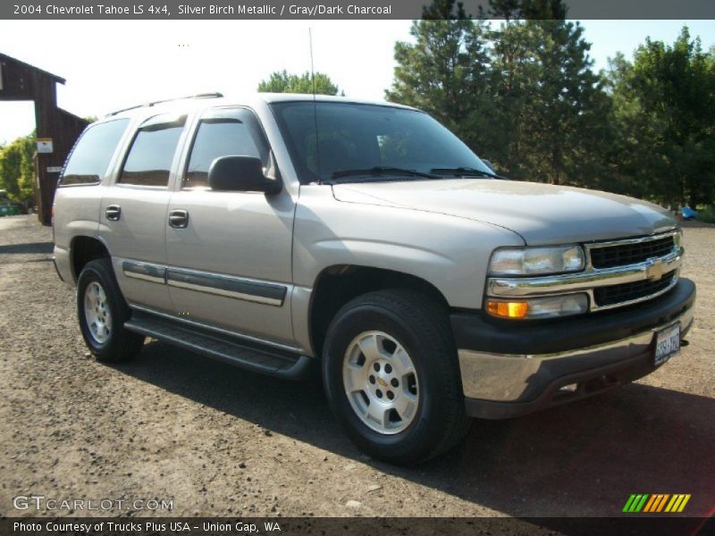 Silver Birch Metallic / Gray/Dark Charcoal 2004 Chevrolet Tahoe LS 4x4