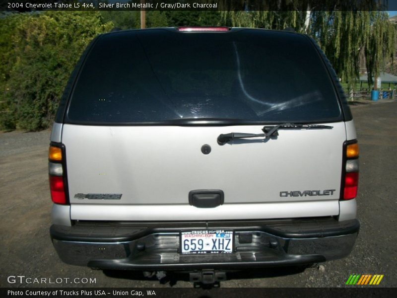 Silver Birch Metallic / Gray/Dark Charcoal 2004 Chevrolet Tahoe LS 4x4