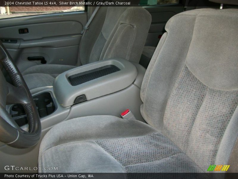 Silver Birch Metallic / Gray/Dark Charcoal 2004 Chevrolet Tahoe LS 4x4
